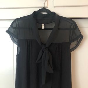 Ginger G Sheer Short Sleeve Black Blouse Size Large